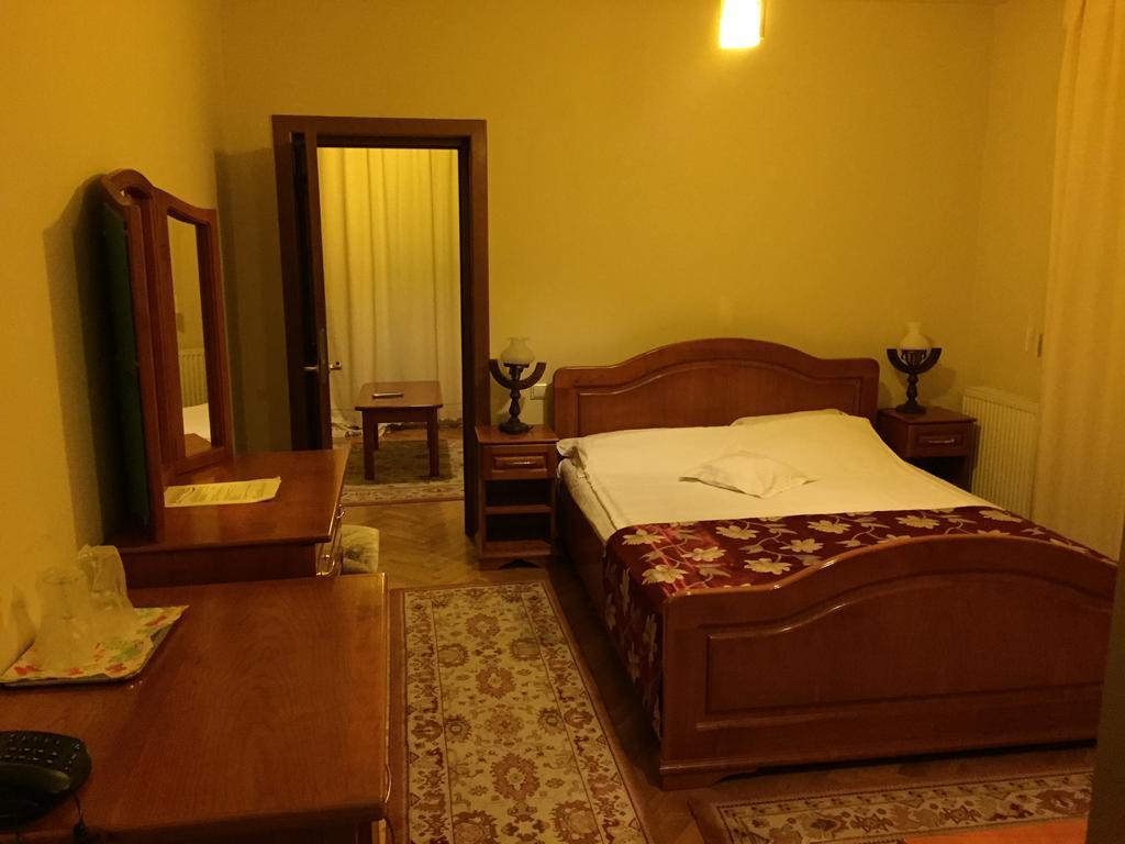 Royal Boutique Hotel Poiana Brasov Exterior foto