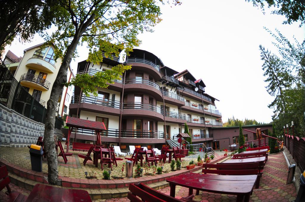 Royal Boutique Hotel Poiana Brasov Exterior foto